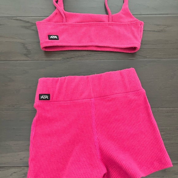 Women's Pink Ribbed Two-Piece Set - Picture 2 of 4